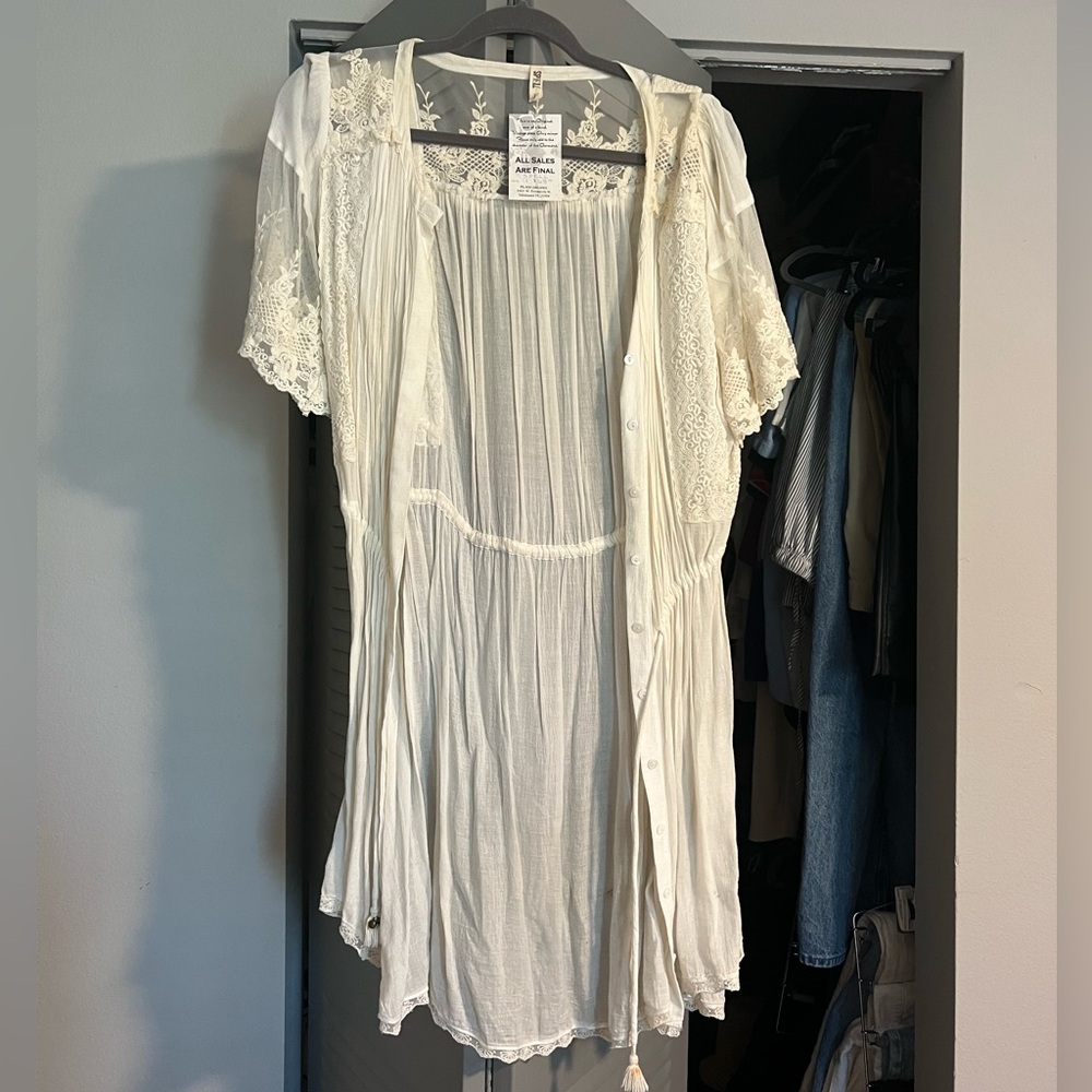 Spell Ivory Lace Trim Robe